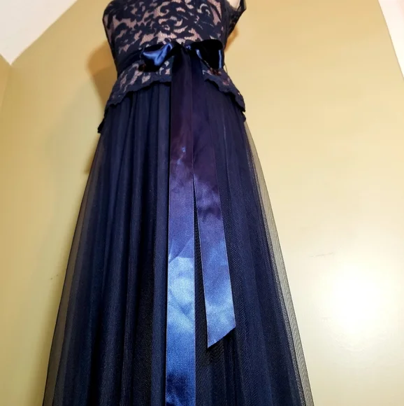 Xscape | Dresses | Xscape Evening Gown Size 4 Navy Blue | Poshmark Xscape | Dresses | Xscape Evening Gown Size 4 Navy Blue | Poshmark